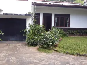 Singale storied stand a lone house for rent peradeniya rd kandy