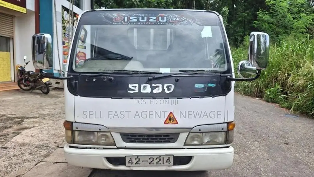 Isuzu Elf NKR 55 1985