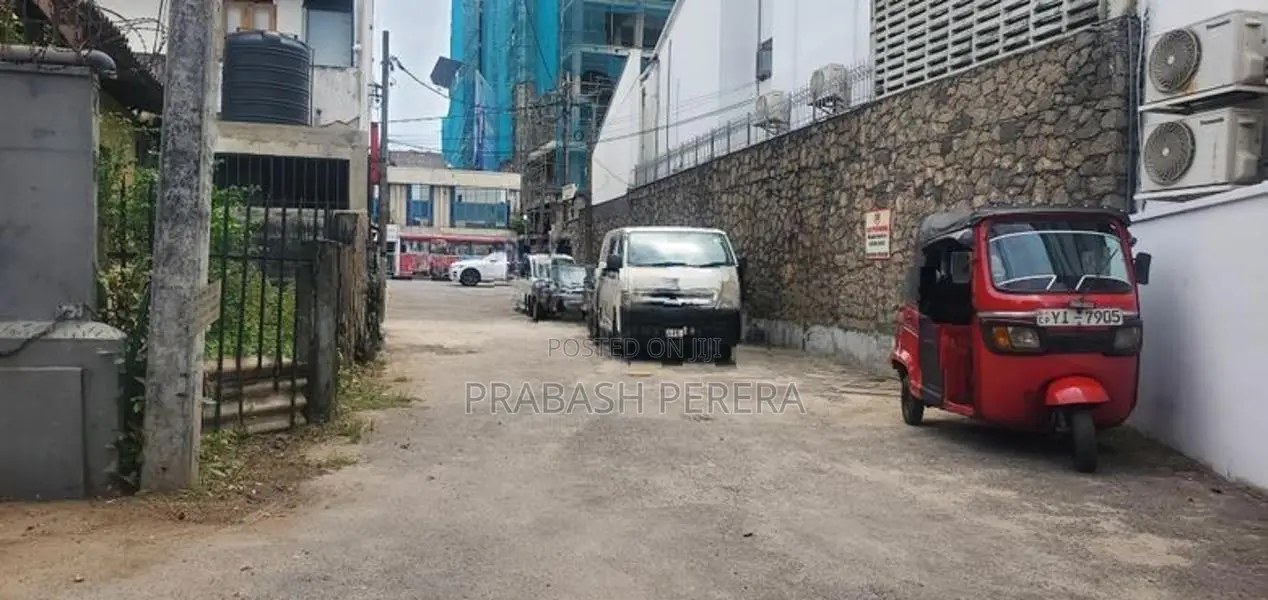 17.5 Perches of Land for Sale in Colombo 05 Narahenpita
