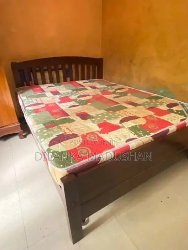 Taek Bed with Mattress