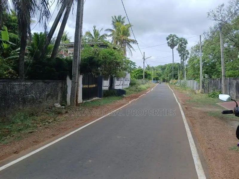 Land for Sale – Columbuthurai