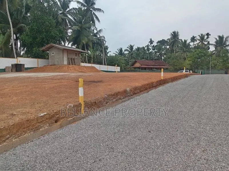 Residential Plots Sale In Diyagama -Kottawa