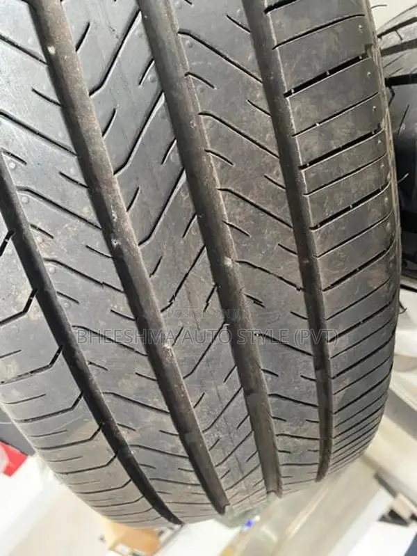 Toyota Hilux Wheels Tire 255/70R15