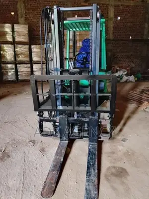 Toyota Forklift Ton 2.5 2010
