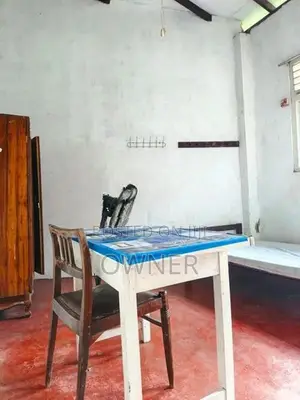 Room for Rent in Rajagiriya Kalapaluwawa Male Only