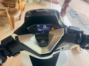 Honda PCX160 2025