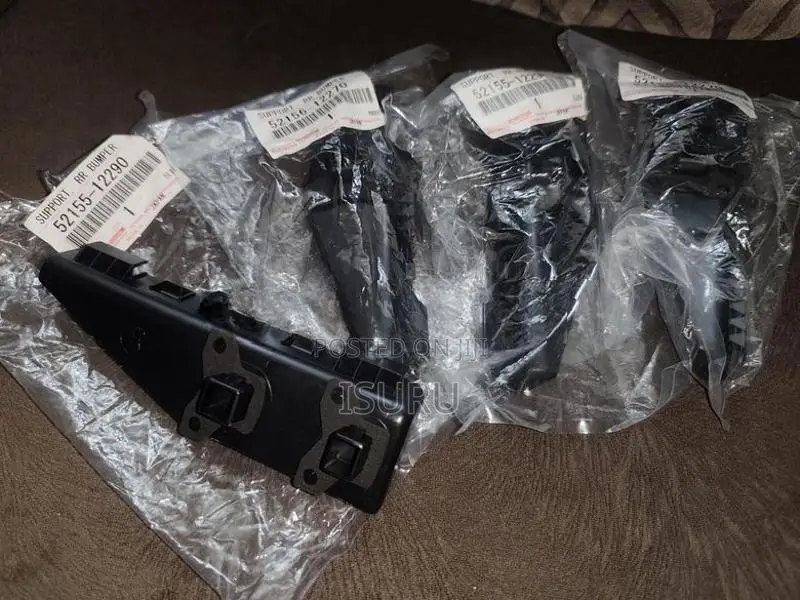 Corolla 121 Rear Bumper Retainer