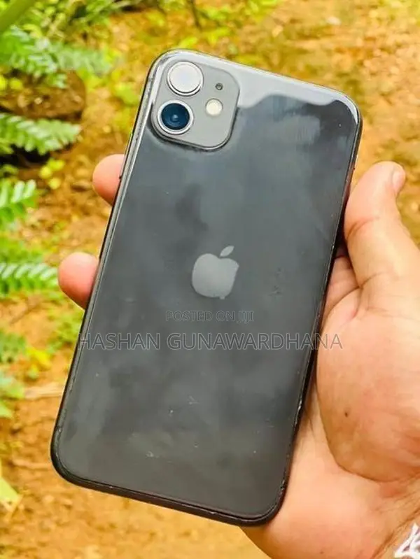 Apple iPhone 11 128GB (Used)