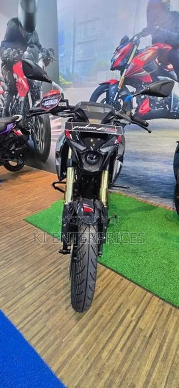 Bajaj Pulsar N160 Premium 2026