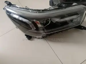 Toyota Hilux Head Light