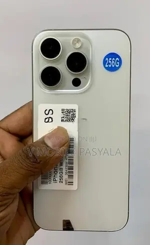 Apple iPhone 15 Pro 256GB white (Used)