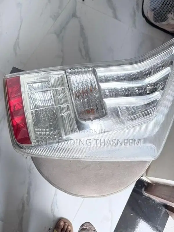 Toyota Prius 30 Tail Light