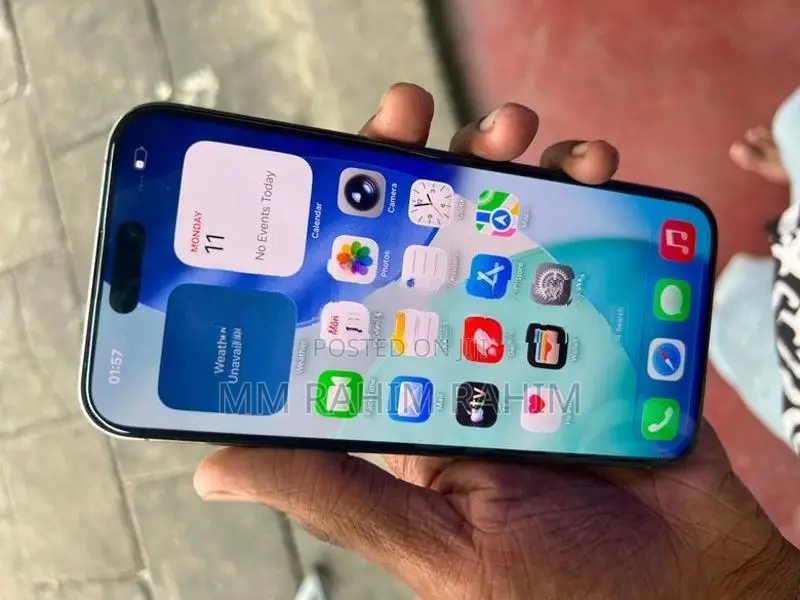 Apple iPhone 15 Pro Max (Used)