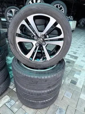 Toyota Raize 17” Alloy Wheels