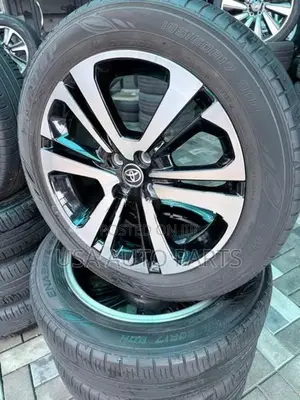 Toyota Raize 17” Alloy Wheels