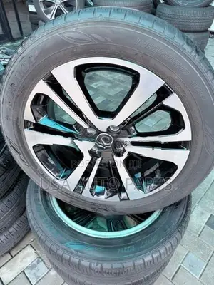 Toyota Raize 17” Alloy Wheels