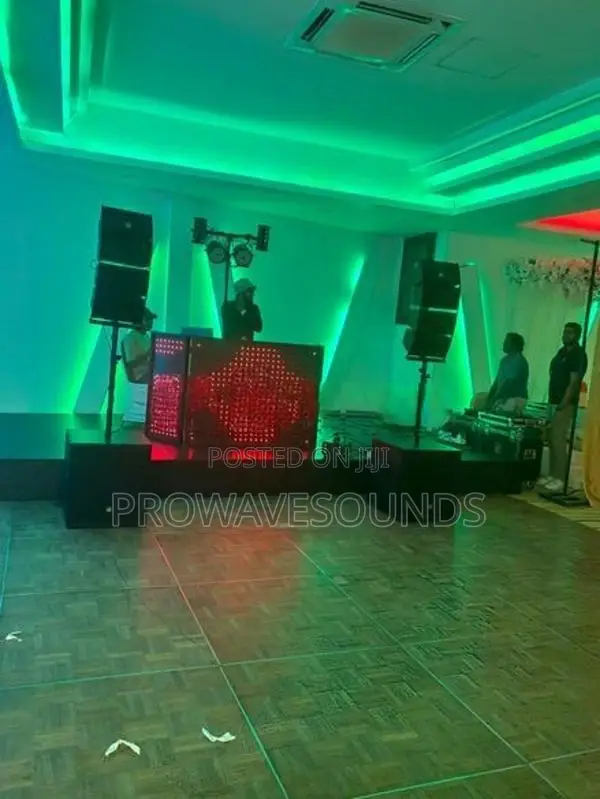 LA Powered Line Array Speaker System 2300W