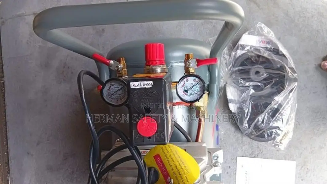 Vbw Model 2025 B Air Compressor. Herman Pt 0412