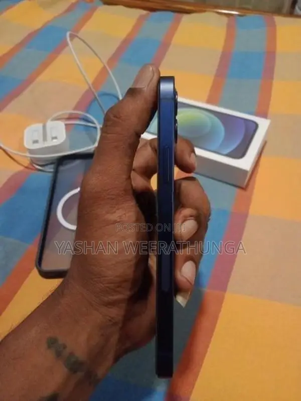 Apple iPhone 12 (Used)