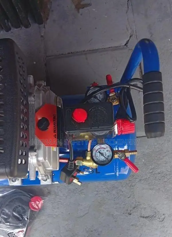 25-Liter Lion Brand Air Compressor Herman Pt 0413