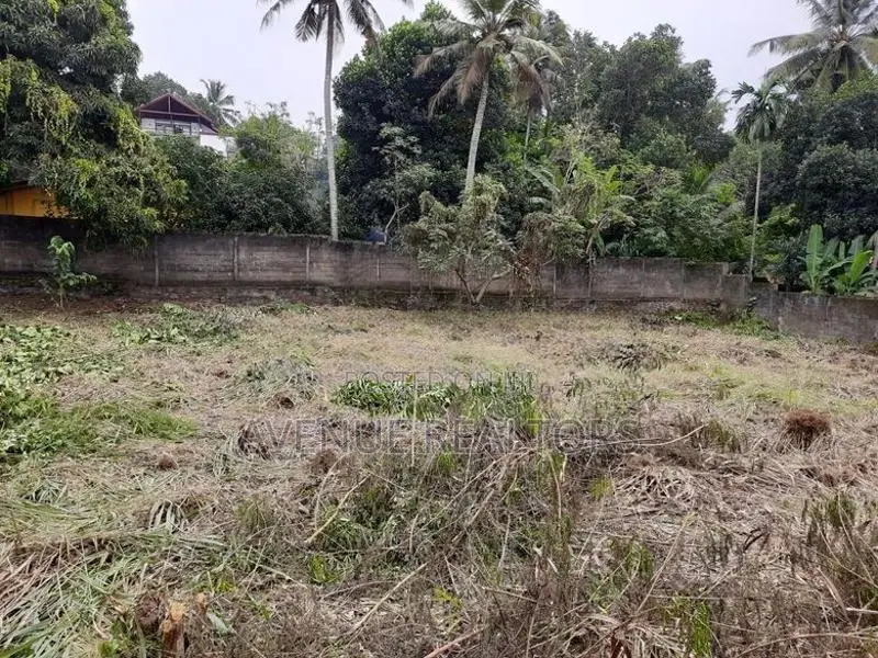 68 Perch Land for Sale in Kadawatha