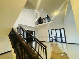 Modern 5 Bedroom House for Sale – Mount Lavinia Prime Location