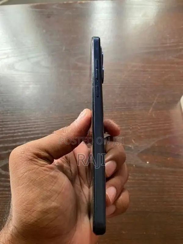 Moto G84 5G (Used)