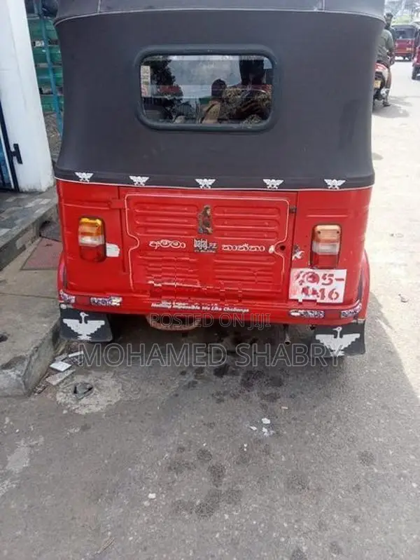 Bajaj RE 1995