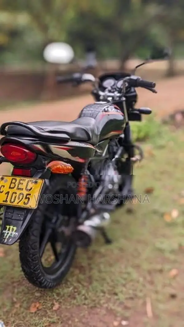 Bajaj Platina 100 ES 2016