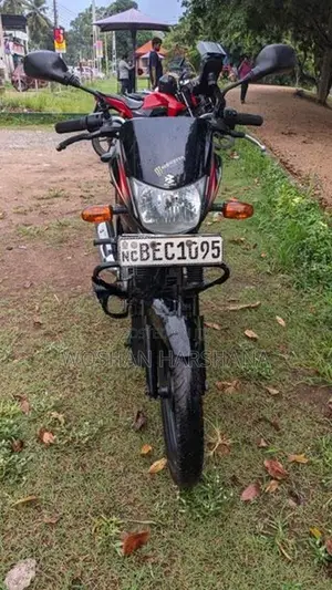 Bajaj Platina 100 ES 2016