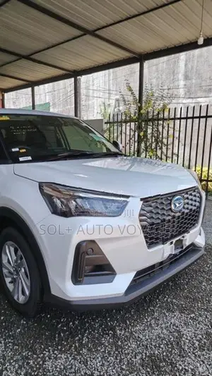 Daihatsu Rocky X HEV 2025