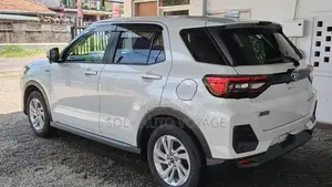 Daihatsu Rocky X HEV 2025