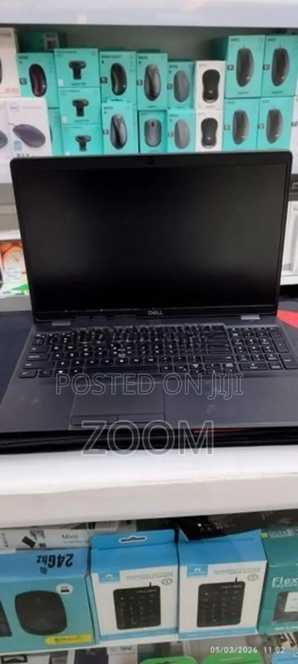 Dell Latitude 5500 8GB/256GB Laptop