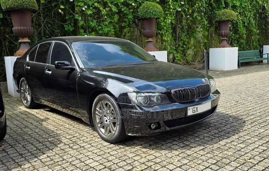 BMW 745Li 2002