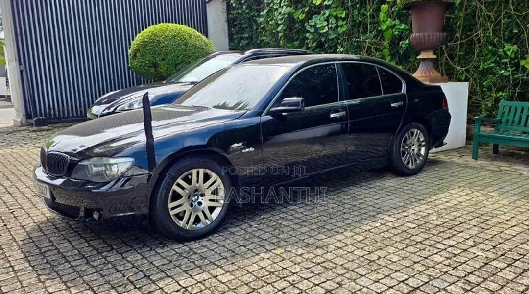 BMW 745Li 2002