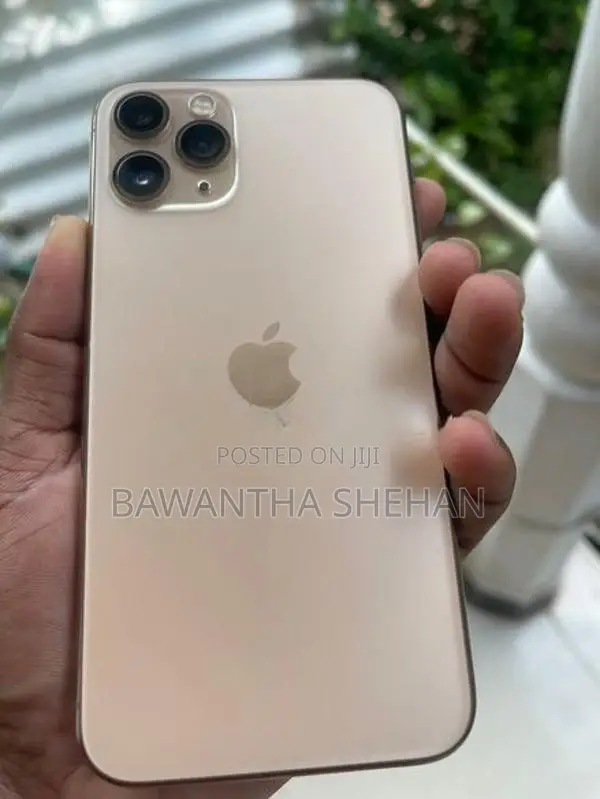 Apple iPhone 11 Pro 256GB (Used)
