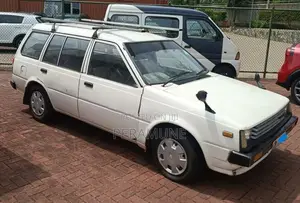 Nissan Sunny LVB11 1987