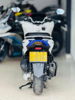 Honda PCX160 2023
