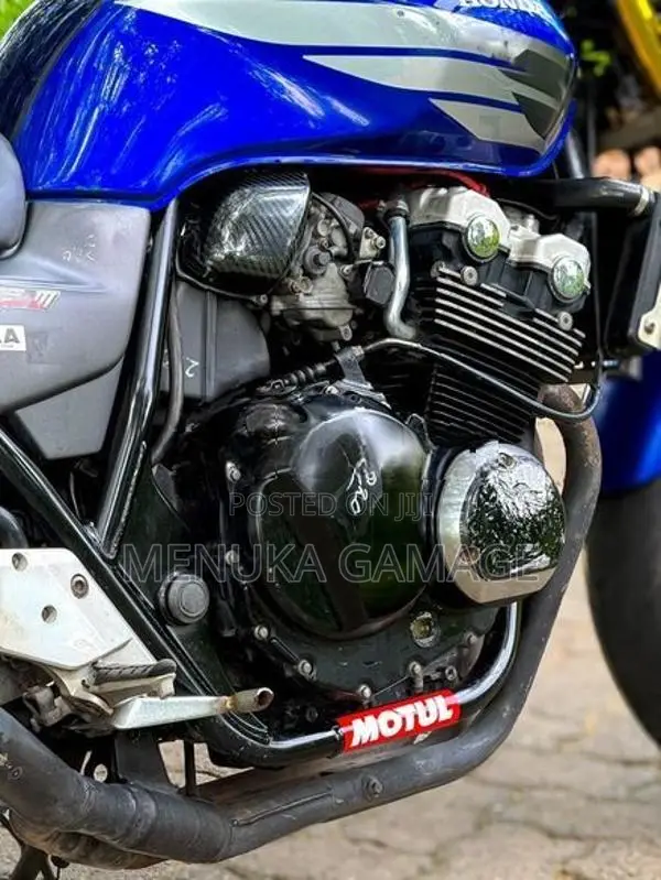 Honda Hornet 2008