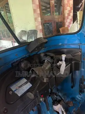 Bajaj RE 2010