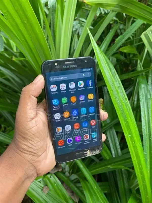 Samsung Galaxy J7 2GB 16GB (Used)