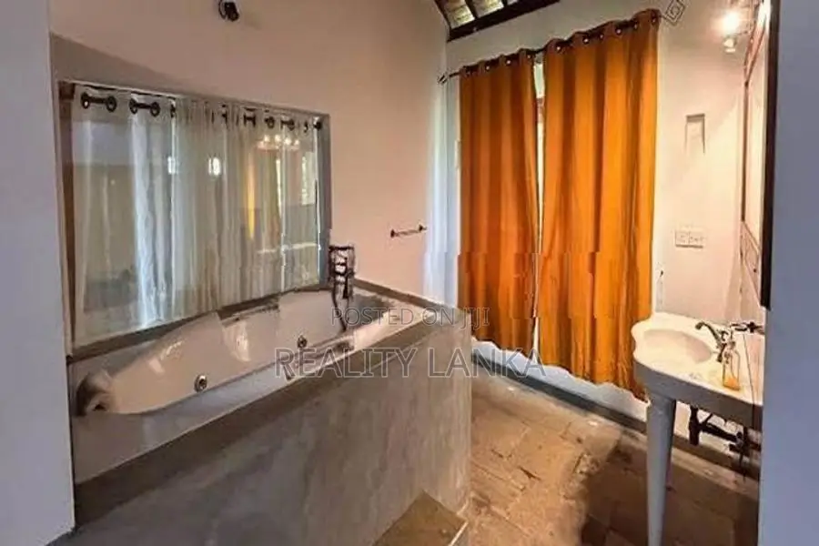 Villa Bungalow for Sale (3965) Wadduwa