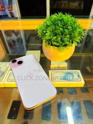 Apple iPhone 15 128GB (Used)