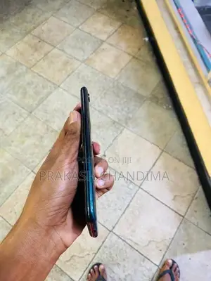 Vivo Y1s (Used)