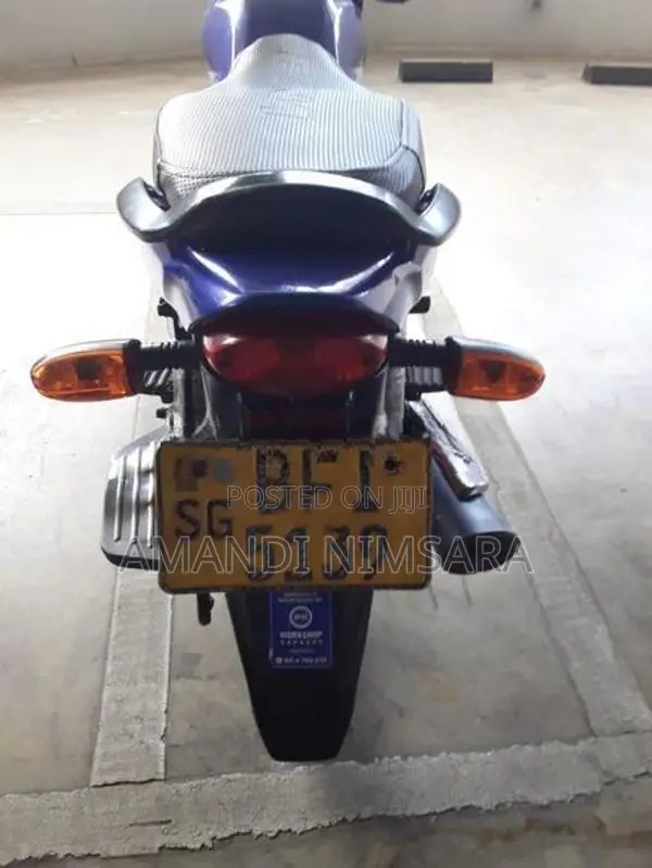 Bajaj Platina 2017