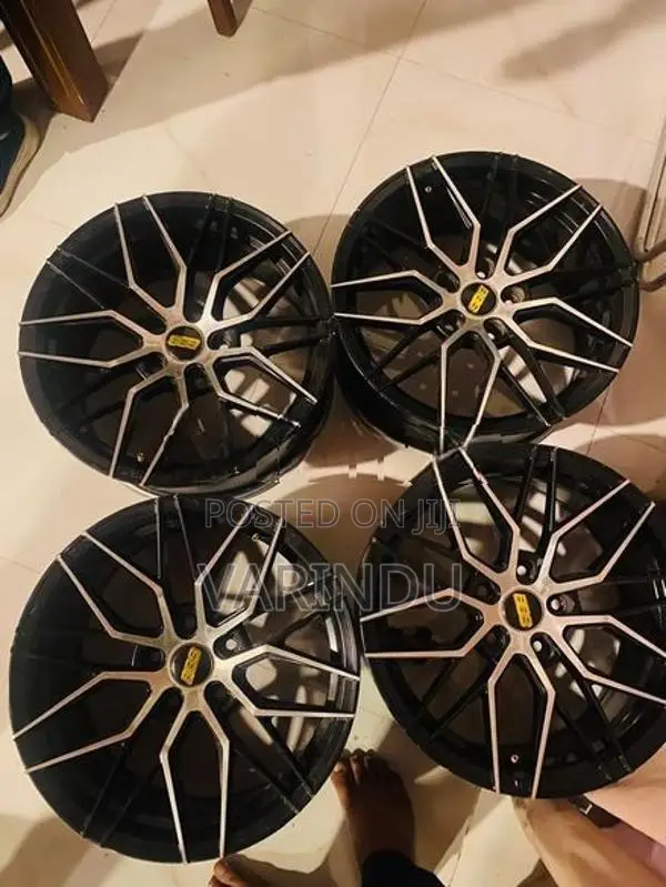 17 Inch Alloy Wheel