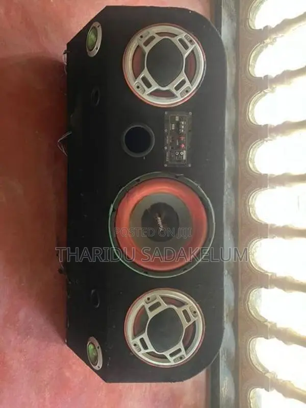 Three Wheel Sound Box