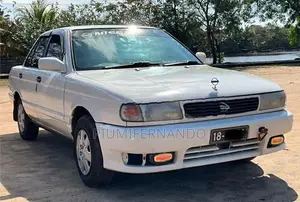 Nissan Sunny 1990