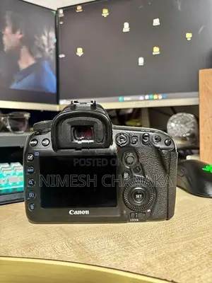 Canon 5D Mark IV