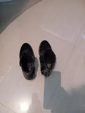 Black Boots